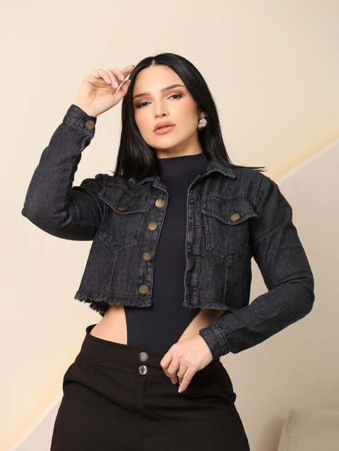 Jaqueta Jeans Cropped Preta