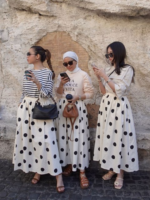 Saia franzido maxi midi poa