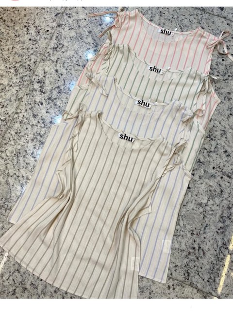 blusa de listra sem manga shu loja