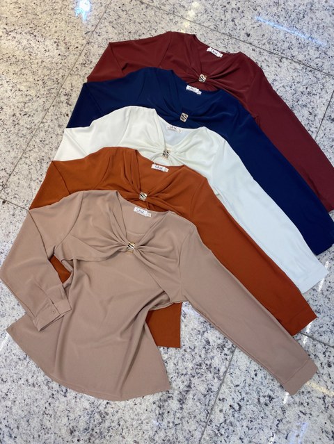 blusa lisa com fivela manga longa shu loja