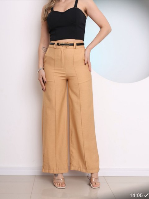 Calça pantalona estilo alfaiataria marrant  cinto