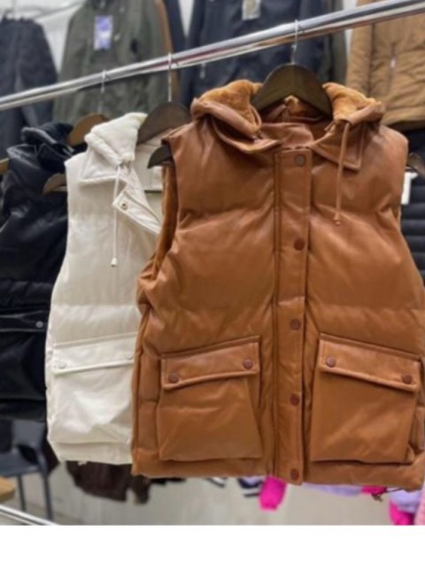 COLETE FEMININO EM COURO PU