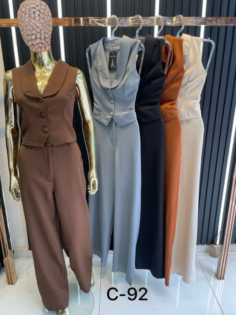 Conjunto alfaiataria colete com calça social