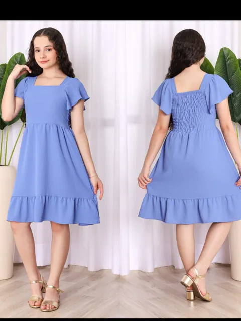Vestido juvenil com látex nas costas promoção