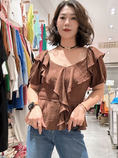 Novas blusas com babado Elástico nas costas