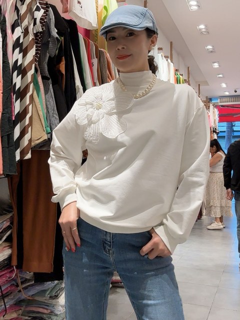 Novas moletom com 1 flor 🌺 3D