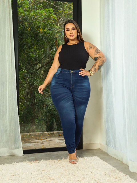 Calça Plus Size com Lycra - Bigode