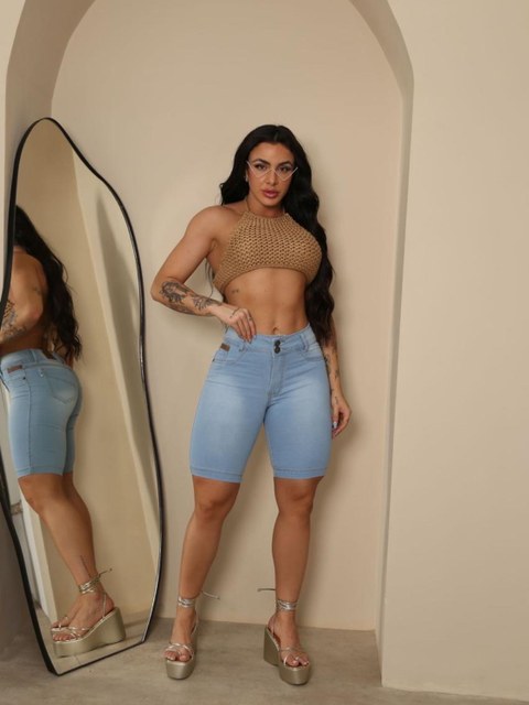 Bermuda Feminina com Lycra - Clara