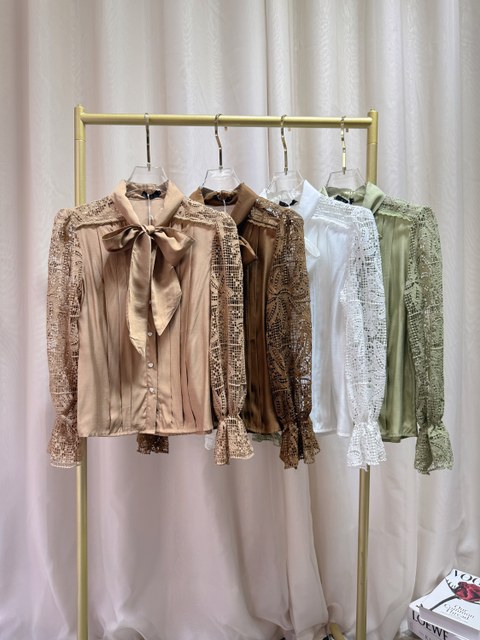 Fancy Modas Camisa manga renda