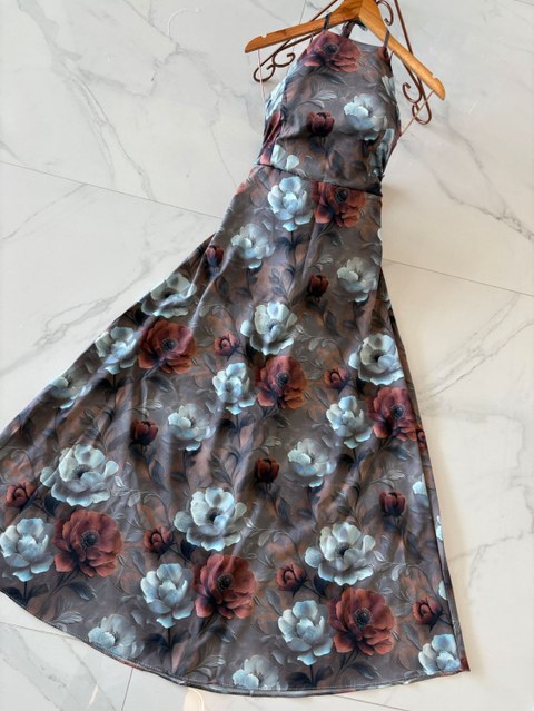 13233# Vestido longo com bojo frente unica com amarração