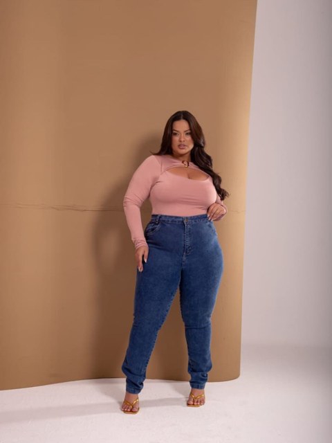 Calça Jeans Plus Size com lycra
