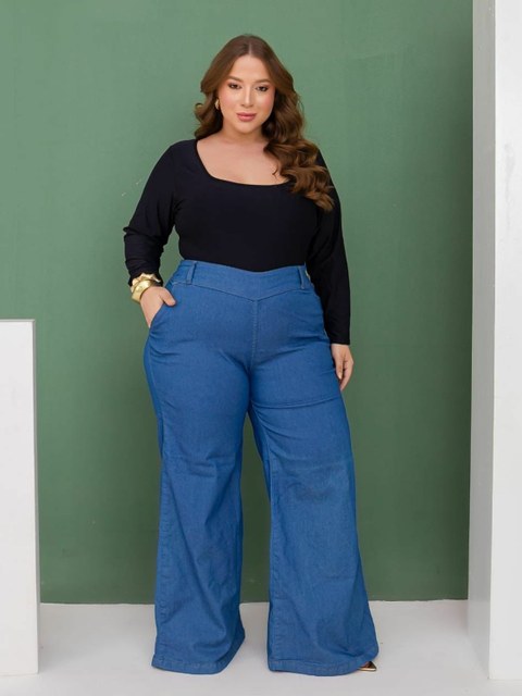 Calça Pantalona Plus Size Com Lycra