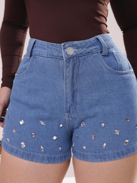 Short jeans com pedra feminina