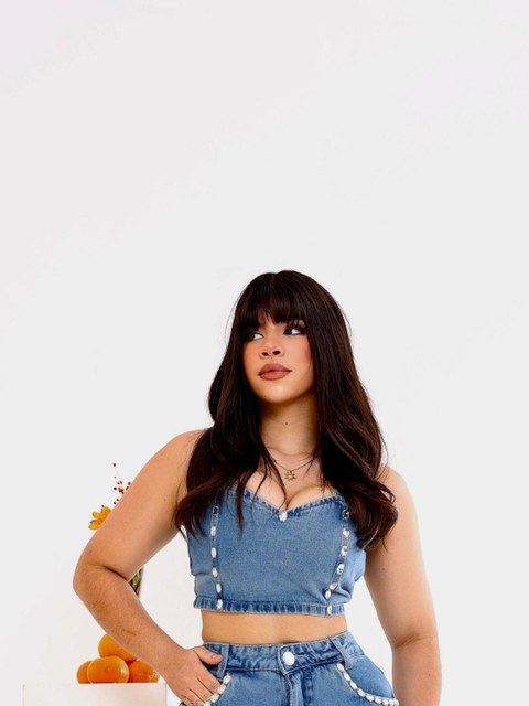 Cropped jeans com pedra feminina