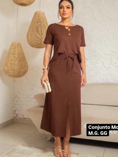 Conjunto saia  manga curta