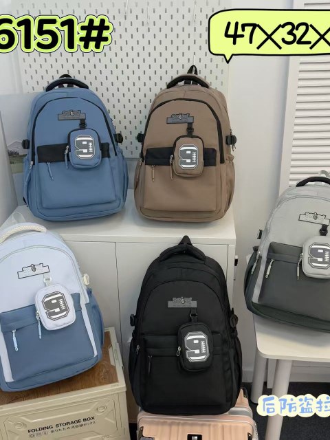 56161-  Mochila masculina