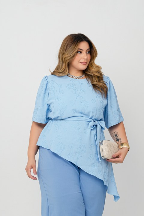Blusa Bordada  Assimétrica 2713