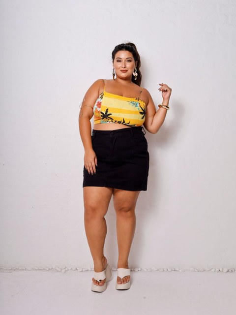 Saia Plussize 46 ao 54 com Lycra Botão Forrado