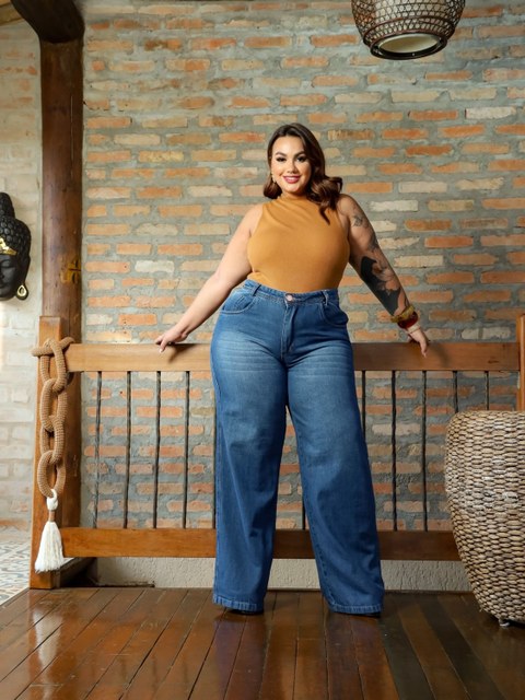 Calça Pantalona Wide Leg Plussize unha de gato