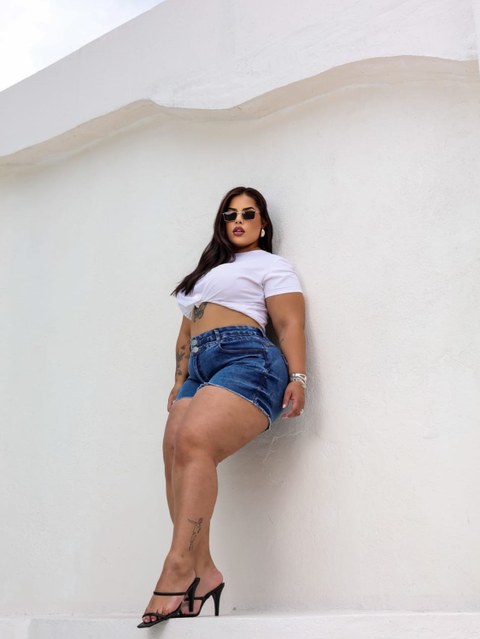 Shorts jeans Plus size com Lycra coz duplo