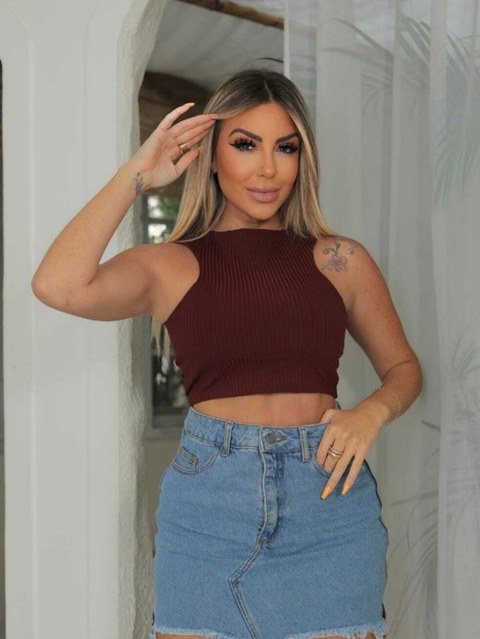 Cropped Feminino Sarah Regata Basico Confortavel