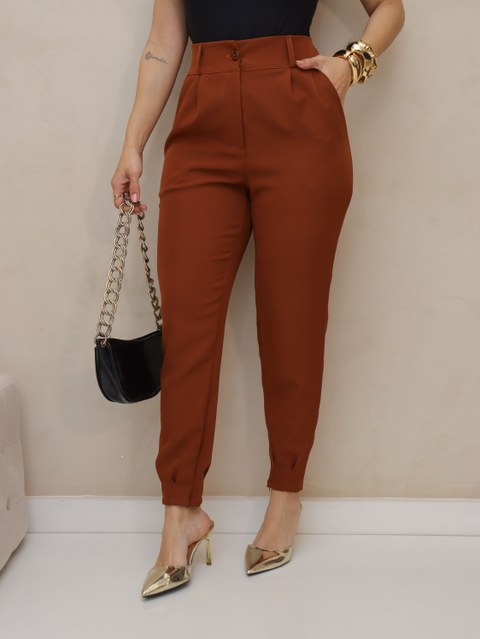Calça Jogger Alfaiataria com Zíper na Barra