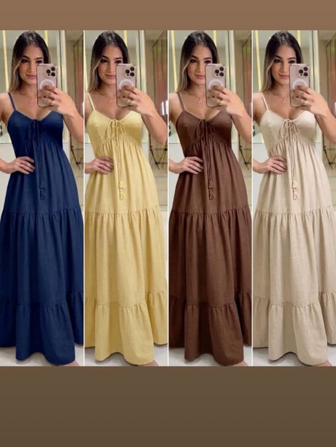 Vesrido longo 3 marias com alças reguláveis