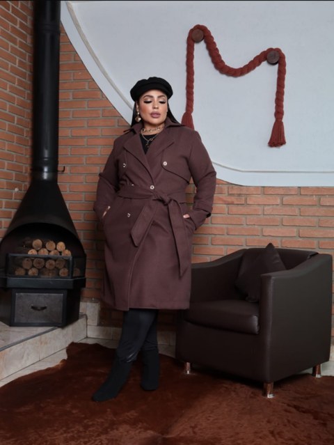 Sobretudo em lã batida Plus size