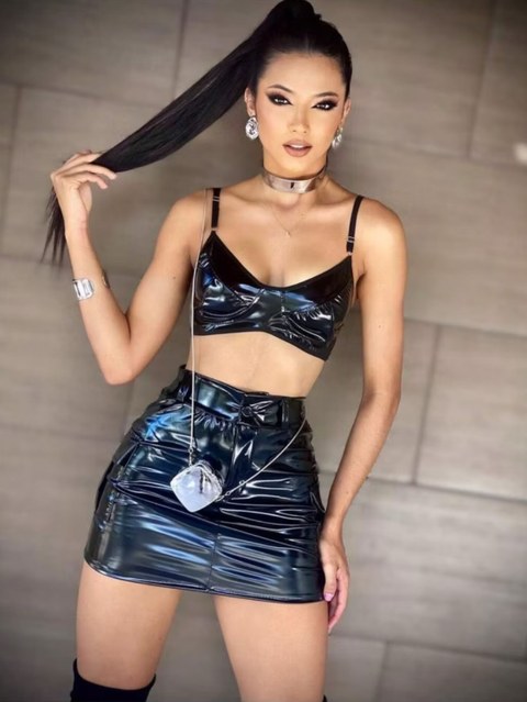 Conjunto courino maevi