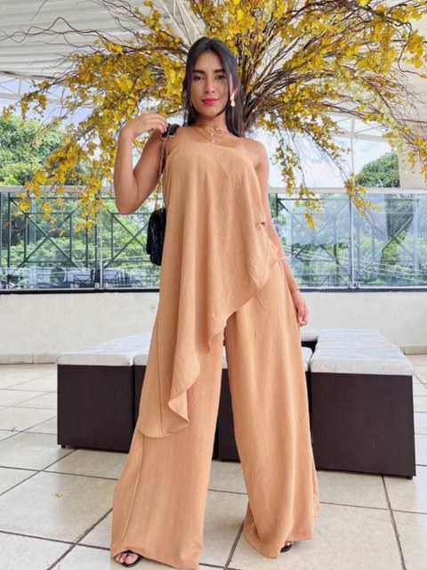 Macacao feminina tomara que caia pantalona