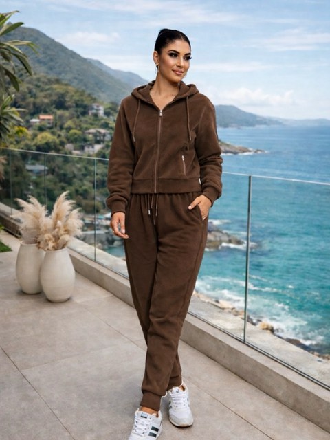 Conjunto plush feminino