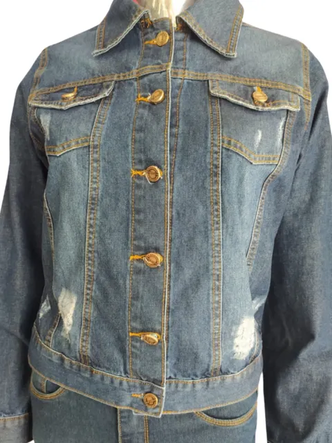Jaqueta Feminina Jeans Básica Destroyer com puidos