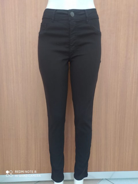 Calça Feminina Jeans Skiny Preta