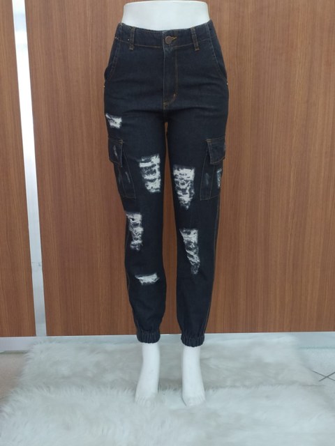Calça Feminina Cargo Jeans cor Preta com puidos