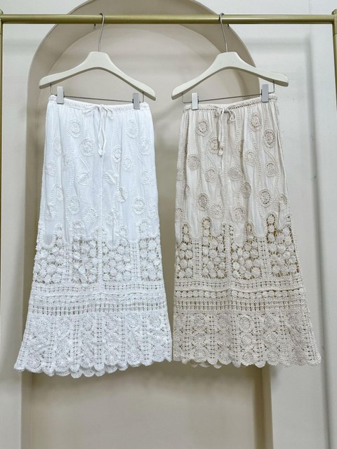 Saia longo feminino