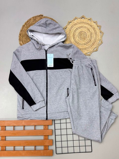 Conjunto Moletom fino masculino com touca