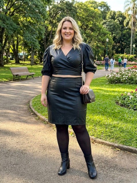 Conjunto short saia plus size