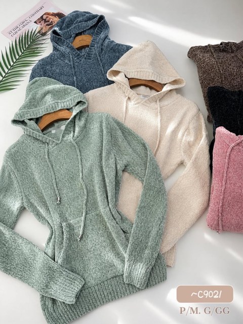 Blusa de chenile com capuz e bolso importado pedro ji