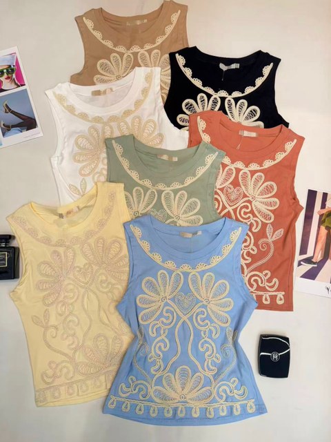 Regata  com bordado importado pedro ji