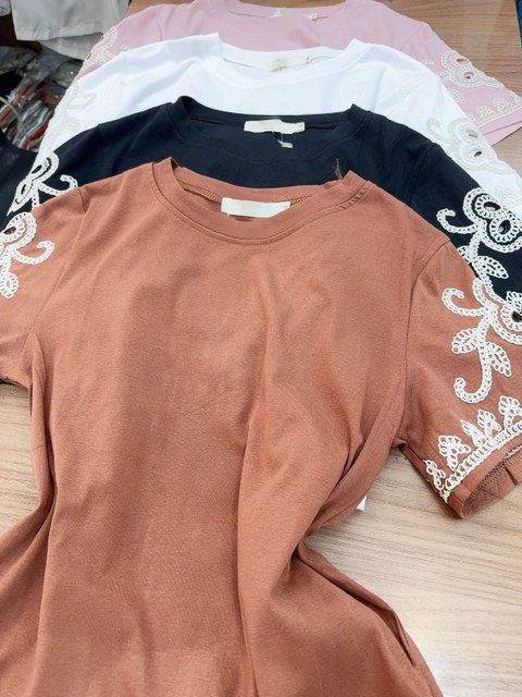 Blusa de algodão com bordado importado pedro ji