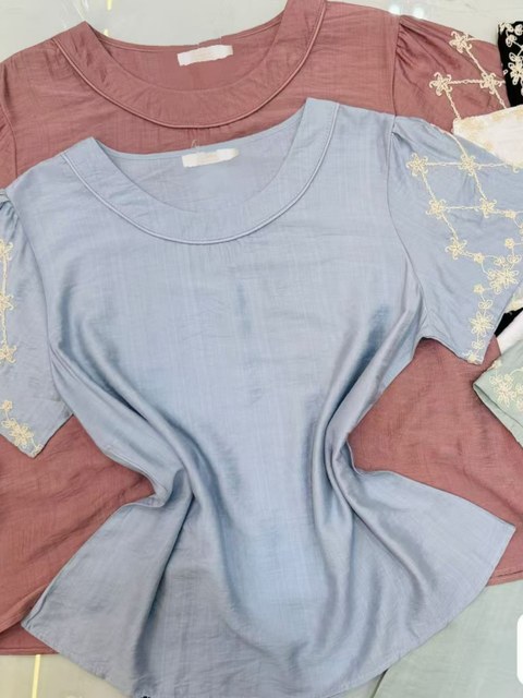 Blusa manga com bordado (plusG1-G4) importado pedro ji