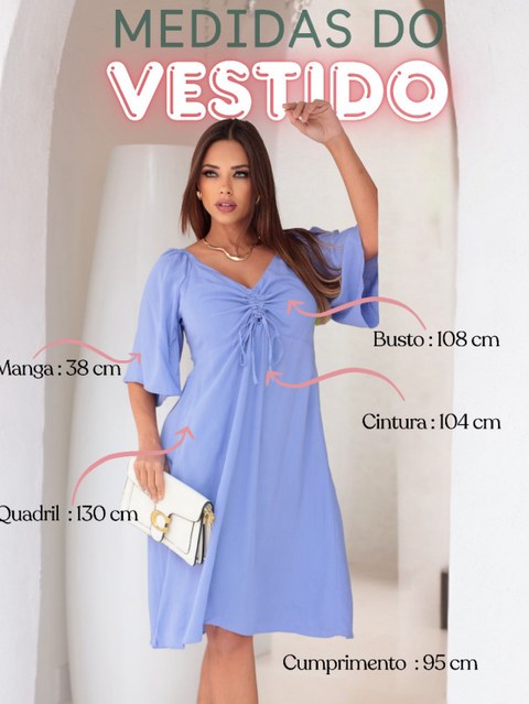 Vestido curto soltinho ajuste regular manga flare