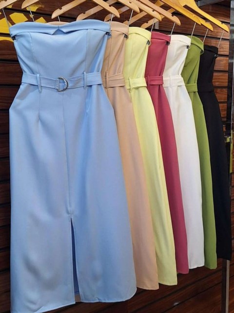 Vestido Tomara que caia com cinto tecido alfaiataria