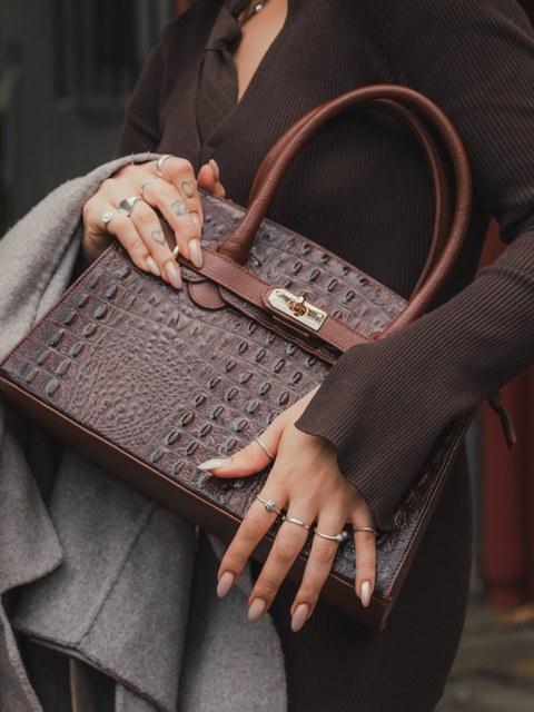 Bolsa em couro croco 11250369