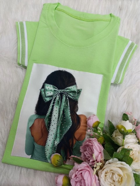 T-shirt punho verde Cabelo Elegante