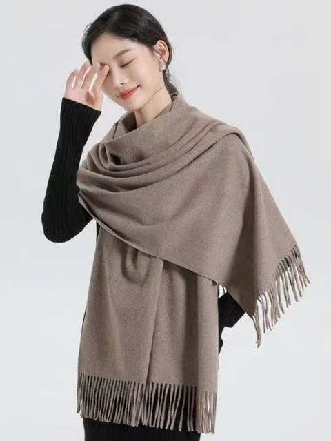 Cachecol Grosso Liso Feminino