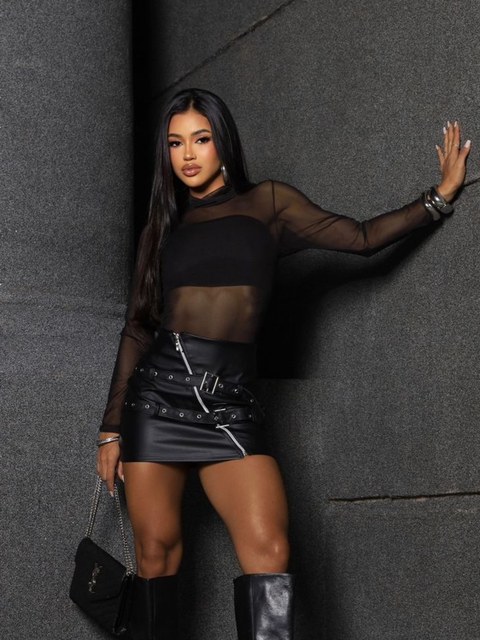 Mini Saia De Couro Com Fivela e Ziper Festa Moda Balada