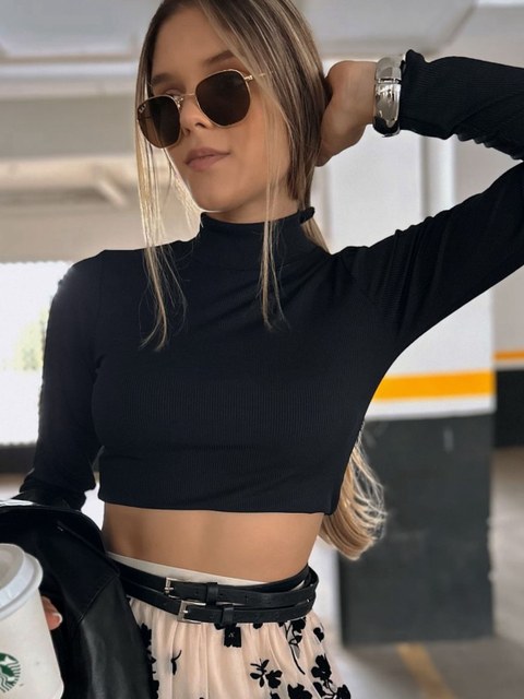 Cropped canelado gola