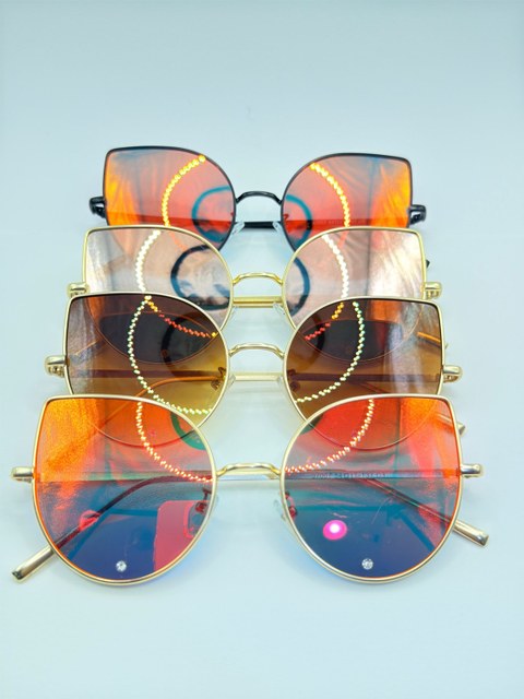 Oculos de sol feminino modelo gata--J7007