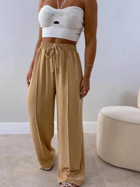 Calça pantalona lanzinha estilosa